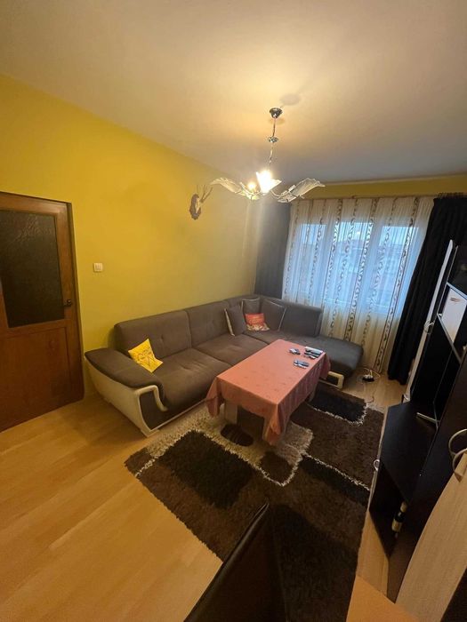 Продава се Двустаен апартамент в Пловдив, Кючук Париж - 60 кв.м за 1542 €/кв.м - Снимка #1