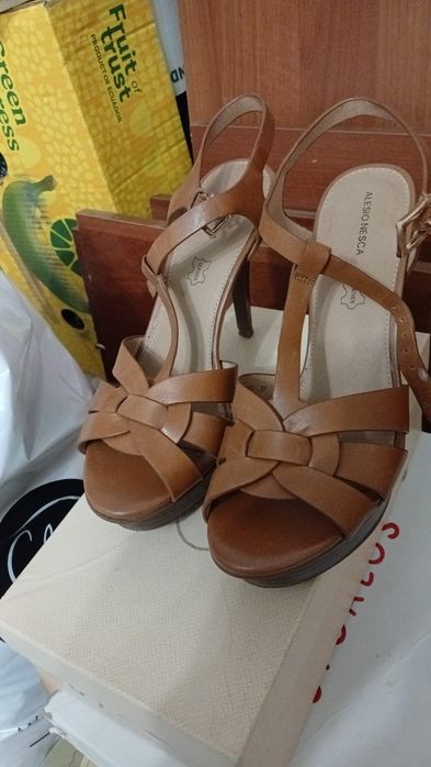 Обувь из натуральный кожи