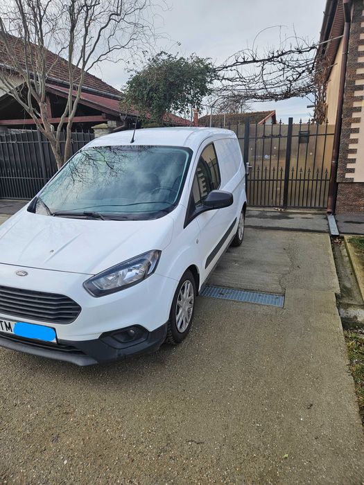 Ford Transit Courier 2020/10 Benzina Euro 6