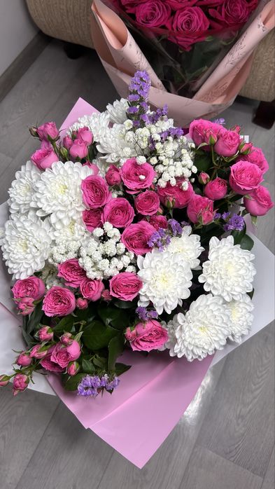 Продам б/у цветы свежие