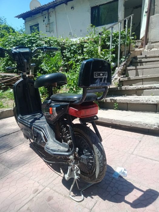 Скутер на 350 ват