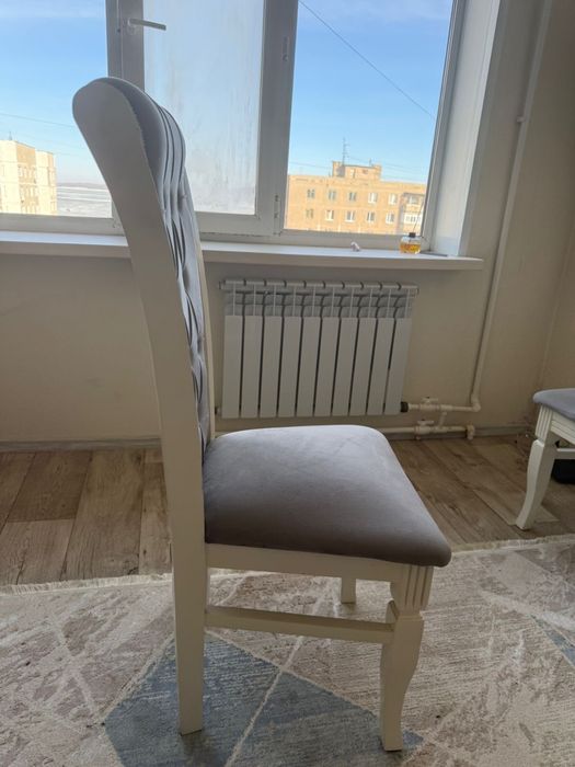 Продам стуля 6 штук