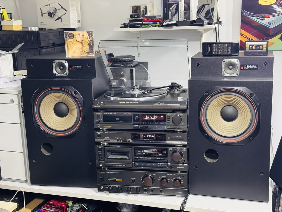 Linie audio TECHNICS-boxe, pick-up, amplificator, deck,CD-player,tuner