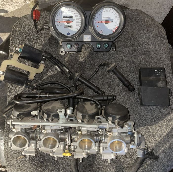 Piese Honda Hornet pc34 CB 600 F