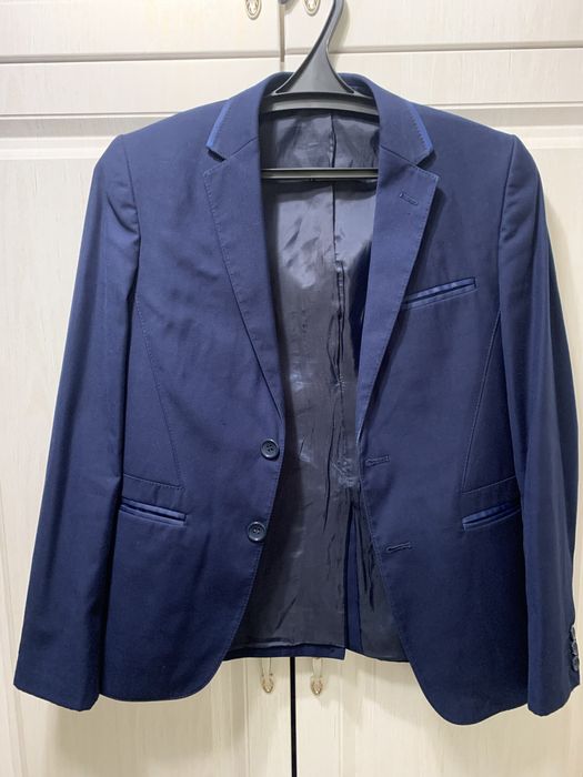 Продам костюмы  Семей