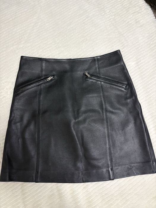 Черна кожена пола tommy hilfiger естествена кожа