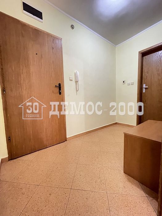 Дава се под наем Двустаен апартамент в Варна, Завод Дружба - 60 кв.м за 382.5 € - Снимка #10