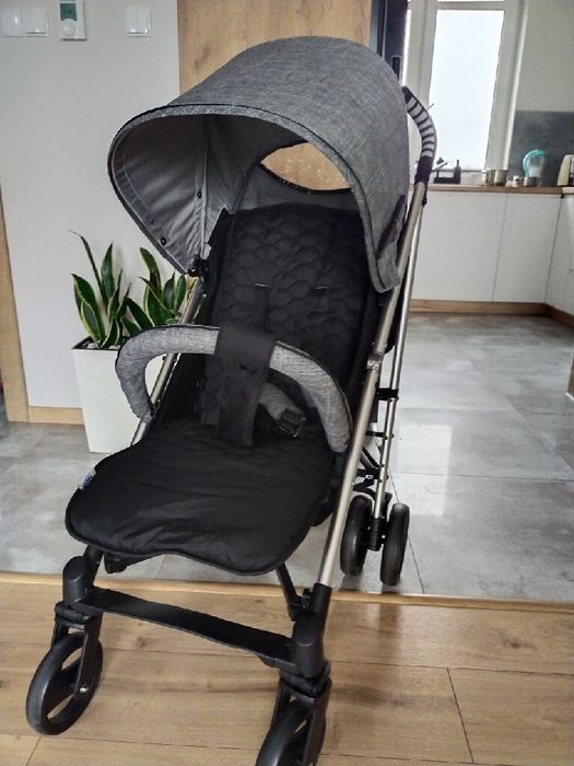 Лятна количка Vegas