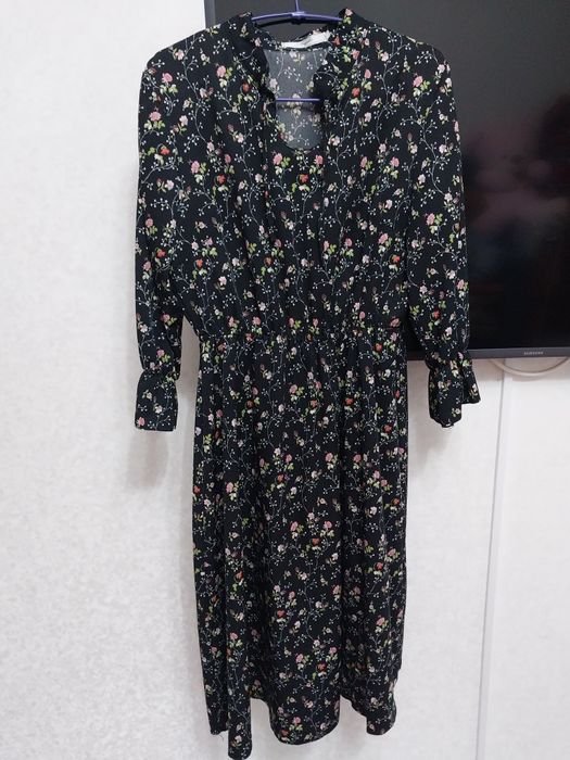 Продам платье все по  5000