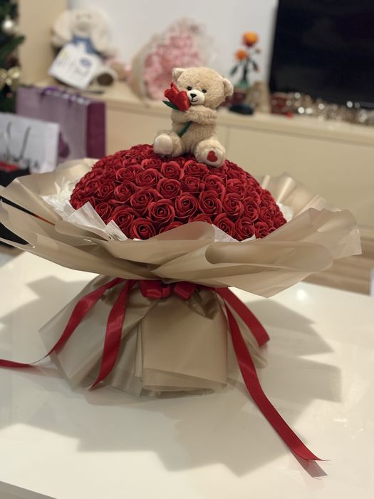 Buchete trandafiri nemuritori