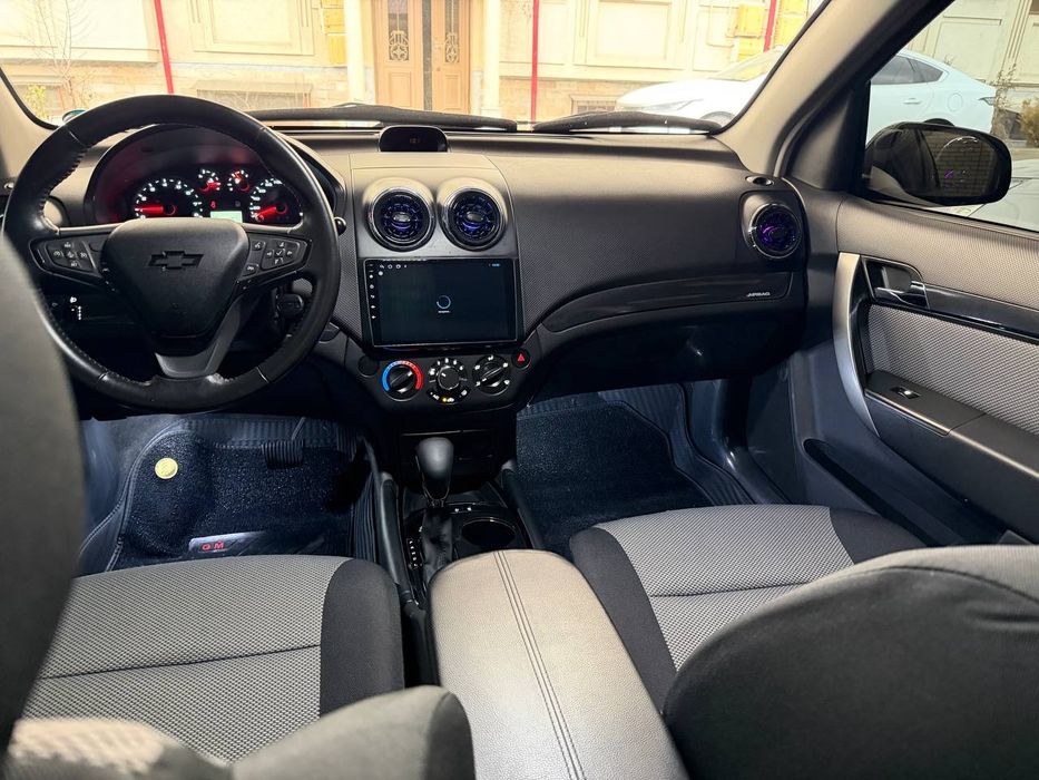 Нексия 3 Автомат  Сотилади йоки Арендага Берилади