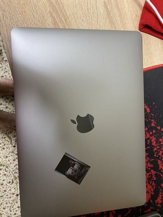 Macbook pro 256gb akb 100%