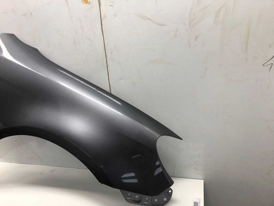 Aripa Fata Dreapta VW Golf 6 VI 2008-2013 (LD7X (Gri)) HatchBack