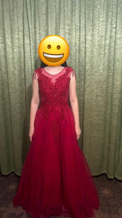 Вечернее пышнее платье