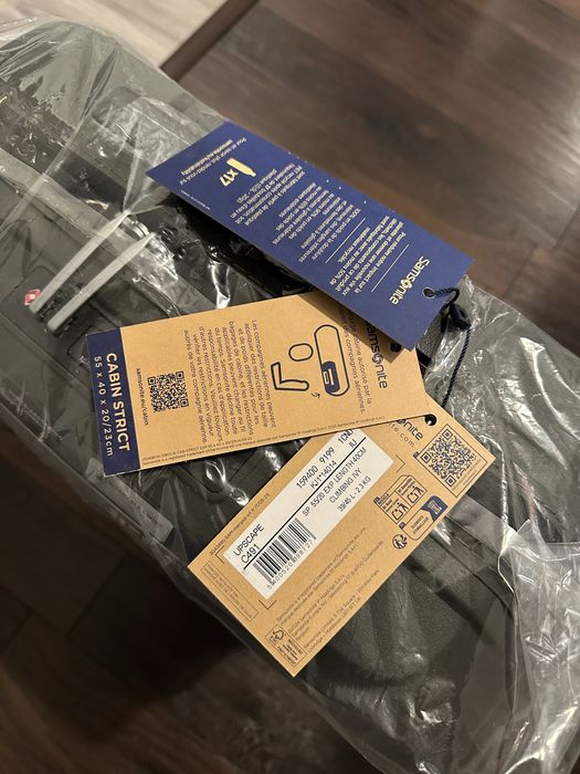Troller Samsonite 55cm - expandabil Cabin, nou sigiliat.