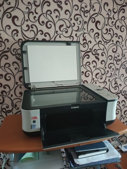 Продам принтер Canon