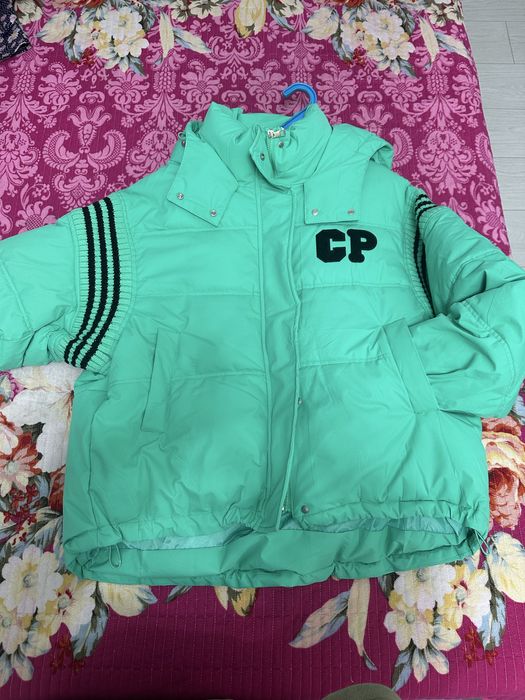 Продам куртки срочно