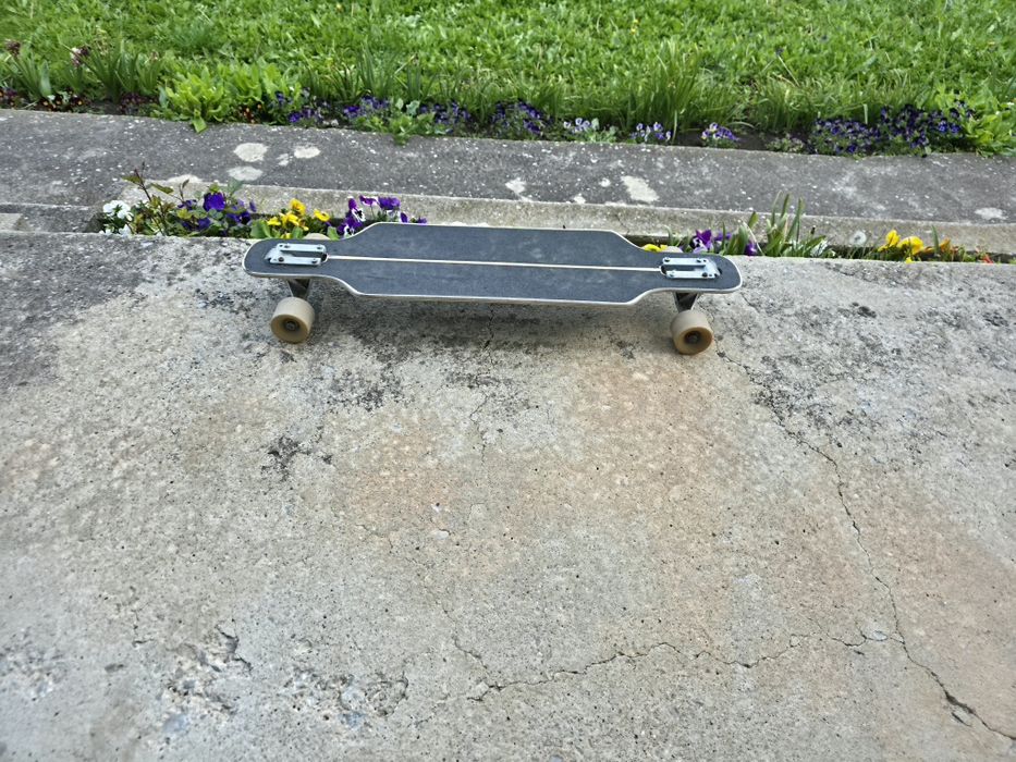 Продавам   Longboard