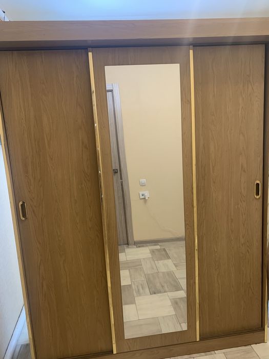 Шкаф купе трехстворчатый