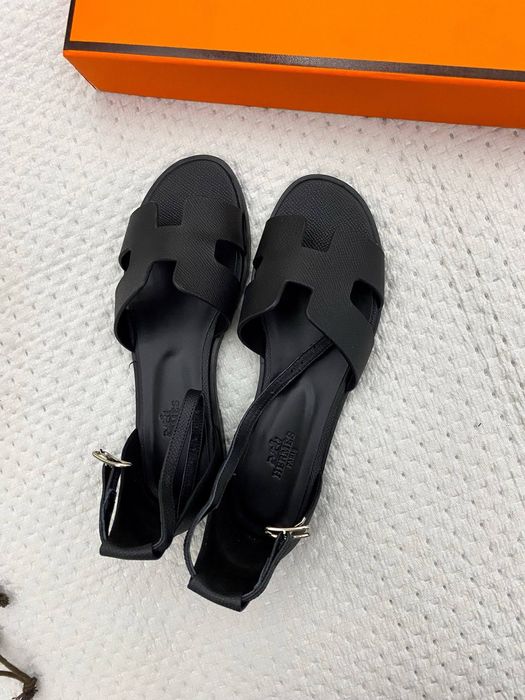 Босоножки hermes черные