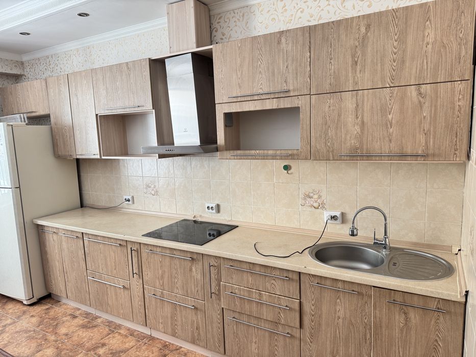 Б/у кухонный гарнитура