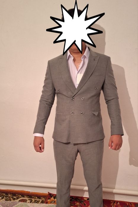 Смокинг 50 размер. Почти новый