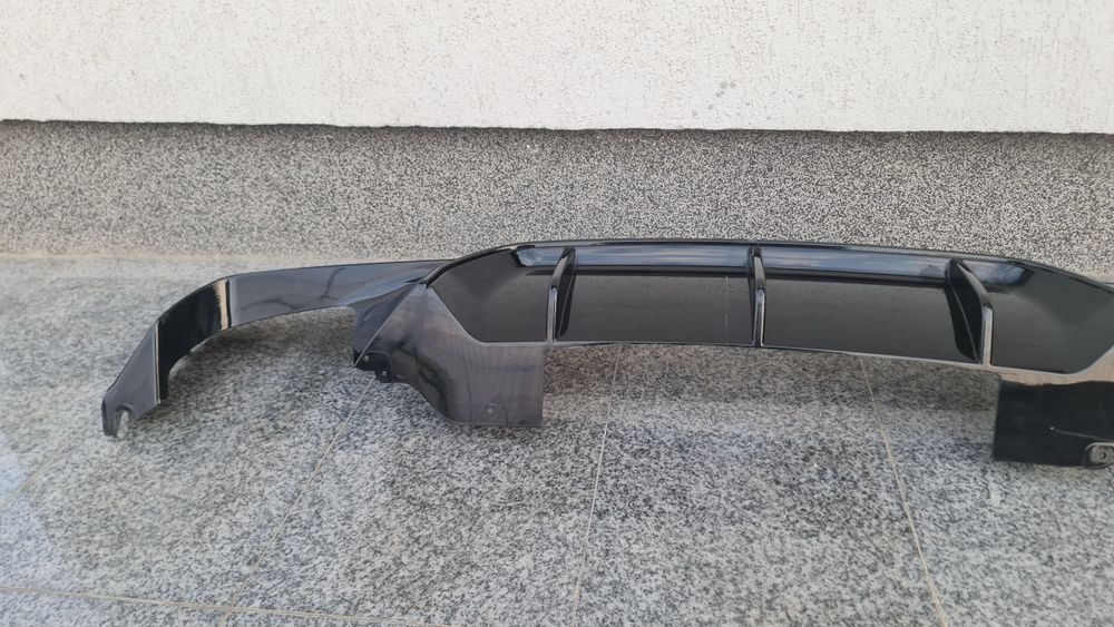 Spoiler difuzor bara spate BMW 5 G30 M5 F90