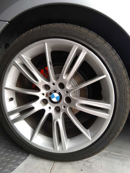 Продавам джанти за BMW 3-series Style 193, Спорт пакет 8J 18' ЕТ34 и 8,5J 18' ЕТ37 5х120 централен отвор 72,6 с гуми 225/40/18' и 255/35/18' ДОТ хх23.
