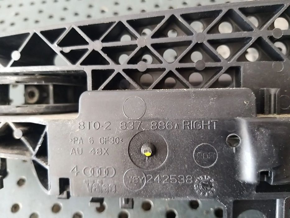 Maner usa dreapta spate audi a4 b8 8k 8t02837886