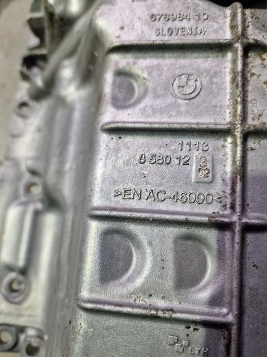 Baie ulei xd bmw g30 g31 g01 g02 b47 b57 g11 g05 g06