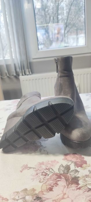 Дамски боти с платформа