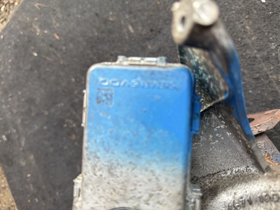 Turbina bmw e90 146 cai motor n47 d 20 an 2009