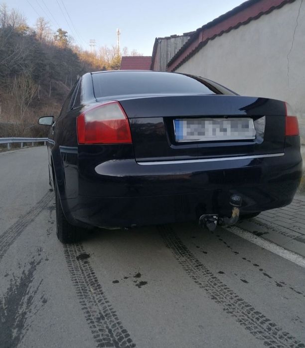 Vând Audi A4 B6 1.9