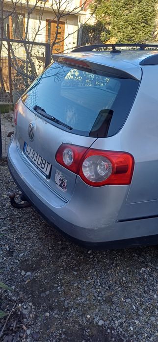 Vând VW Passat B6