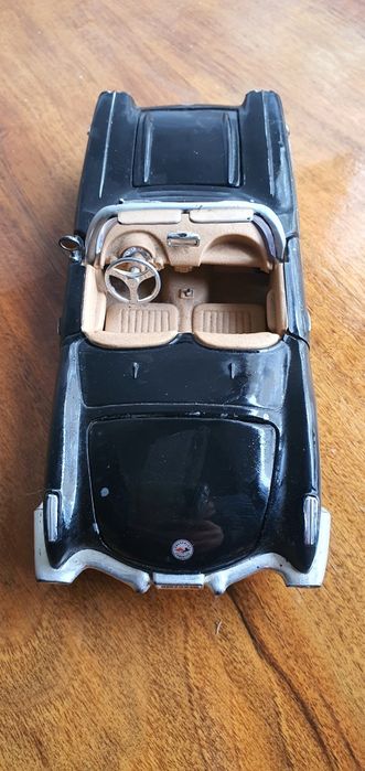 Колекционерска количка 1:24