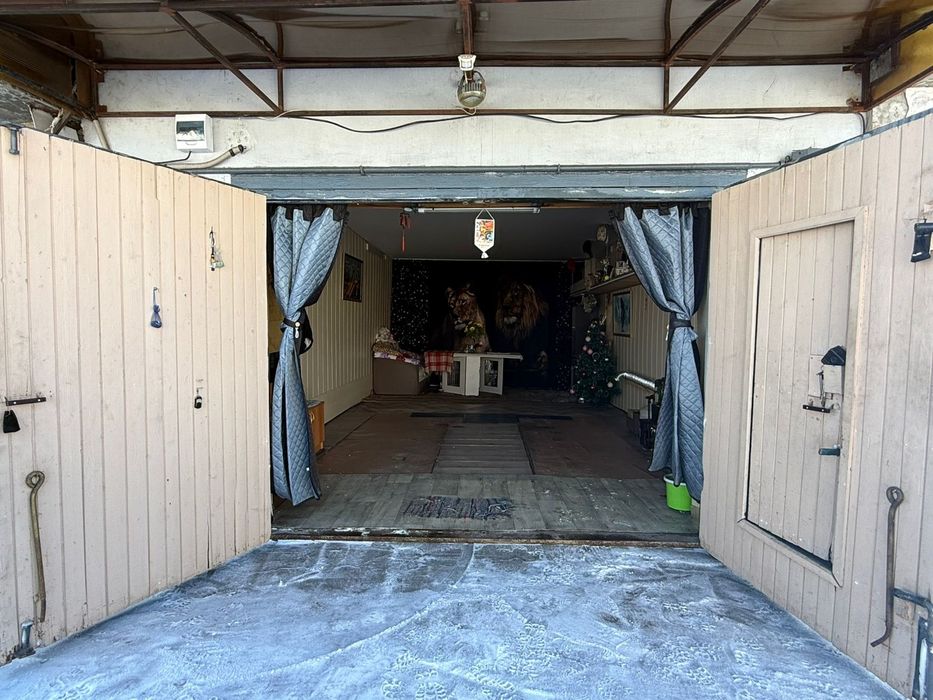 Продам Гараж в 14 обществе