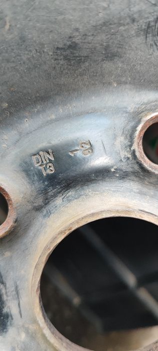 Продам Диск с резиной R15