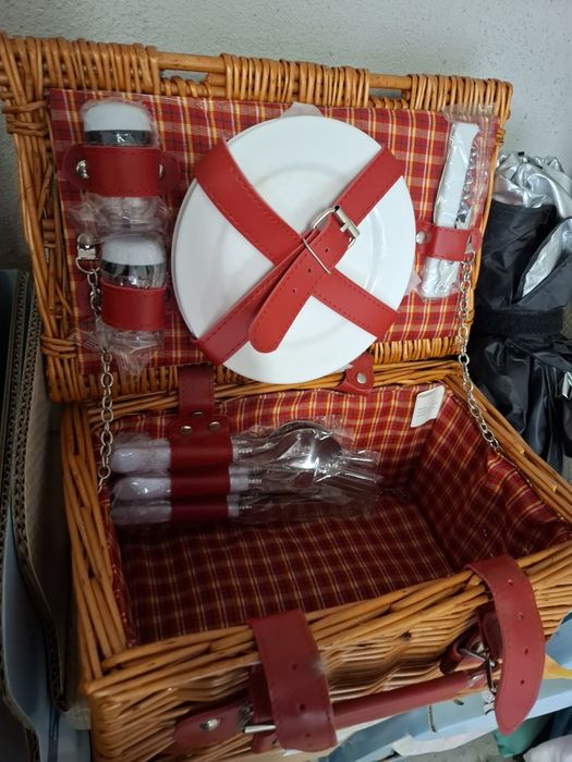 Кошница за пикник