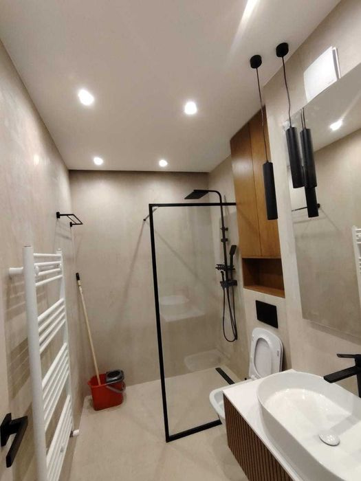 Servicii profesionale de amenajări și finisaje interioare