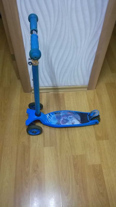 рабочие детские самокаты и скейтборд