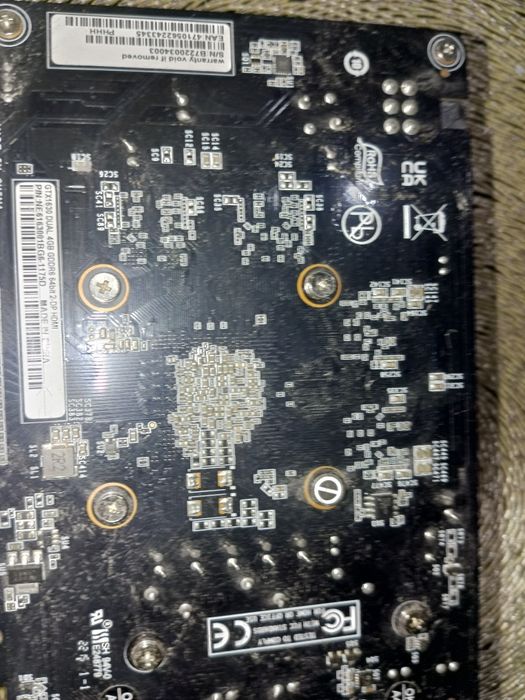 Видюха 1630-4g для офиса .