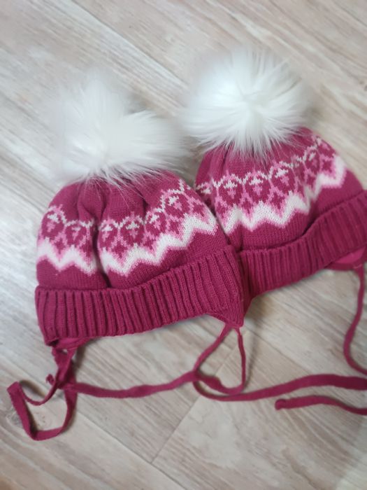 Продам комбинезоны и шапочки комбинезона