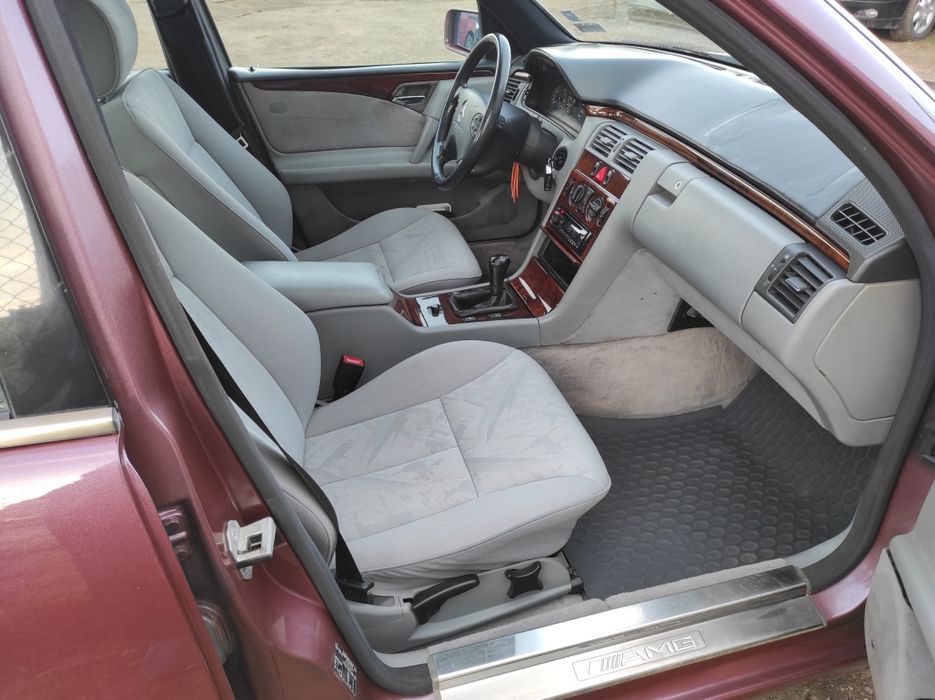 Mercedes Benz - E 230 /// BENZIN / GAS