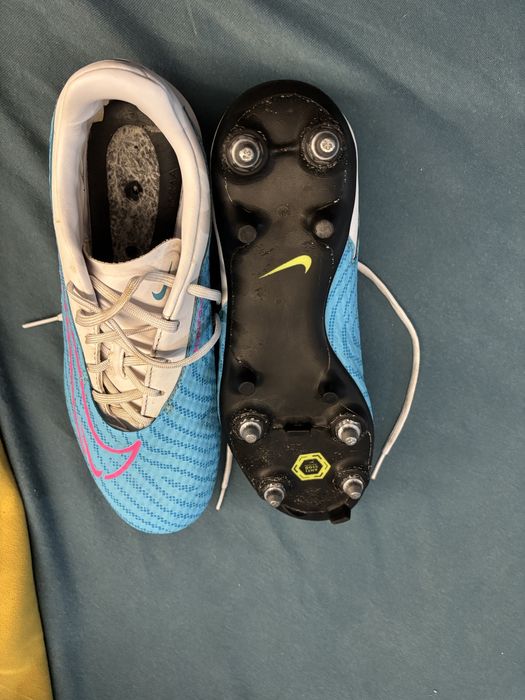 Ghete Nike Phantom