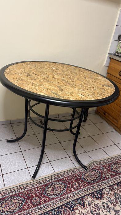 Спешно!!!Кръгла маса метална