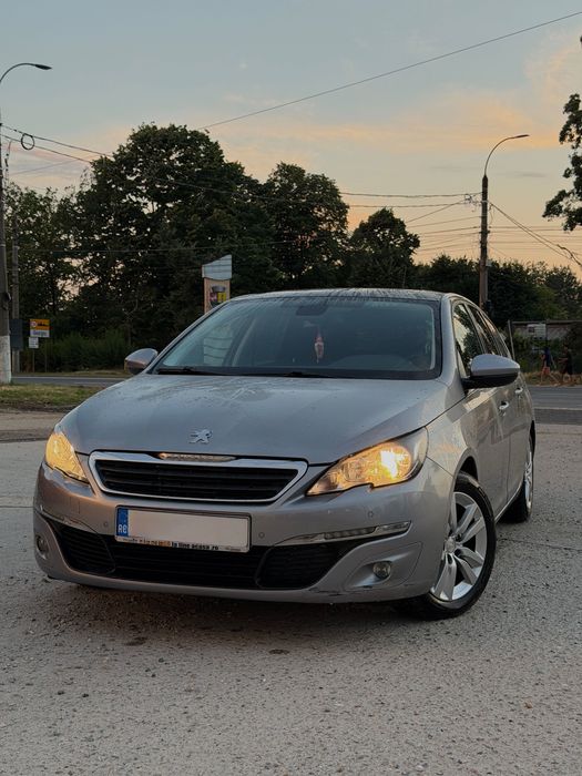 PEUGEOT 308 2015