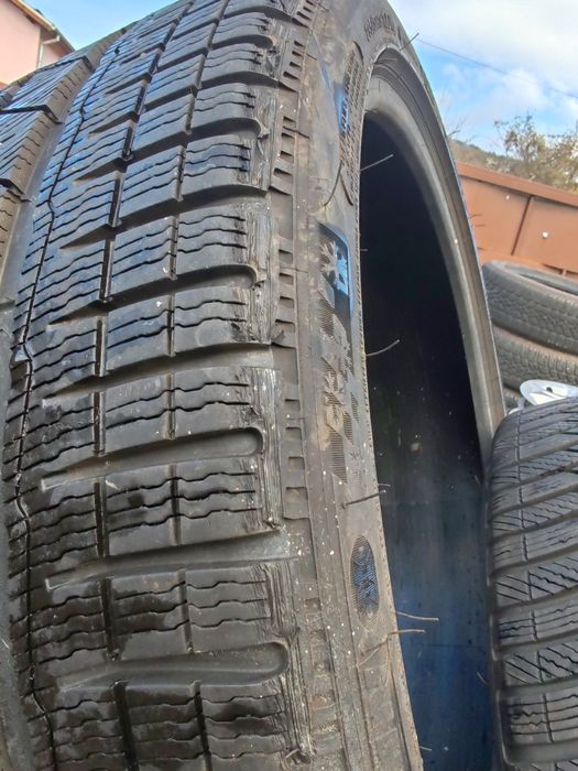 295/30/19 - Мишелин