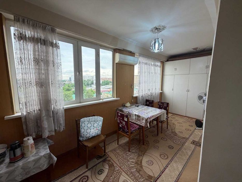 Корасаройда 4 хонали, майдони 100 м2 квартира сотилади