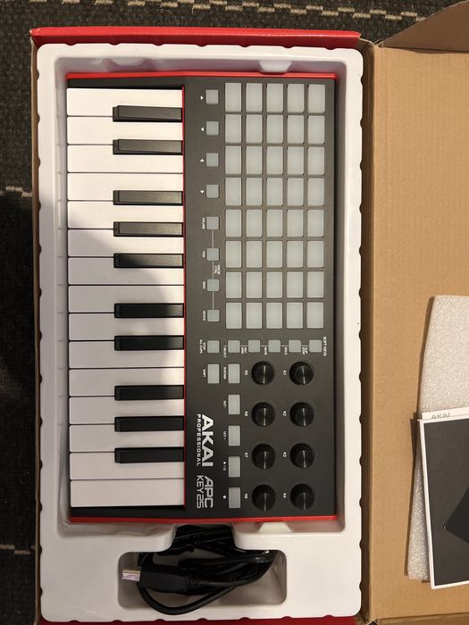 Akai APC Key25  -midi