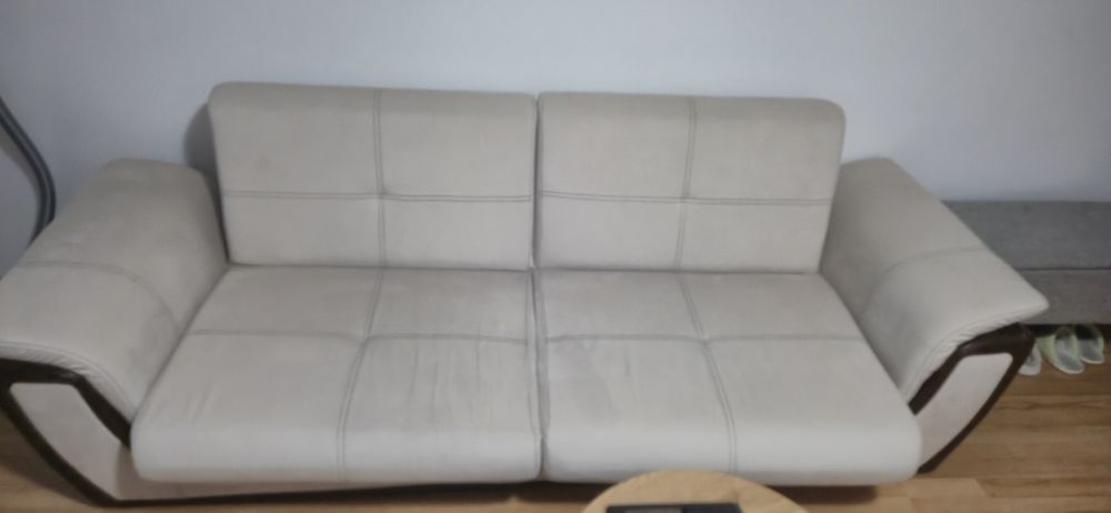 Разтегателен диван